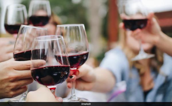 Your Drinking Habits Could Impact Your Grandchildren's Lives